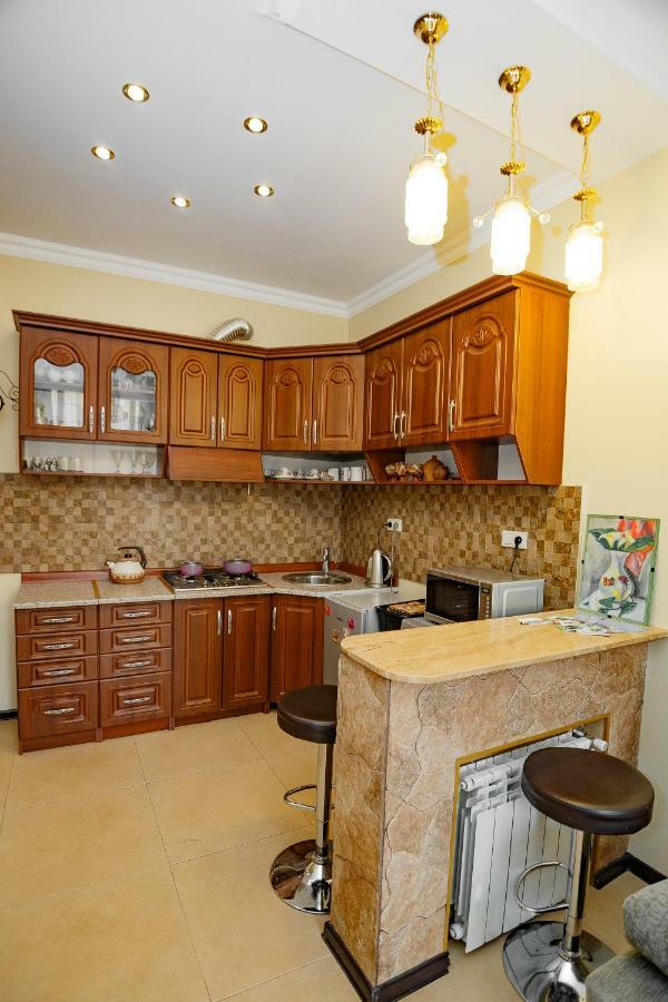 Apartment On Javakhishvili Batumi Eksteriør bilde
