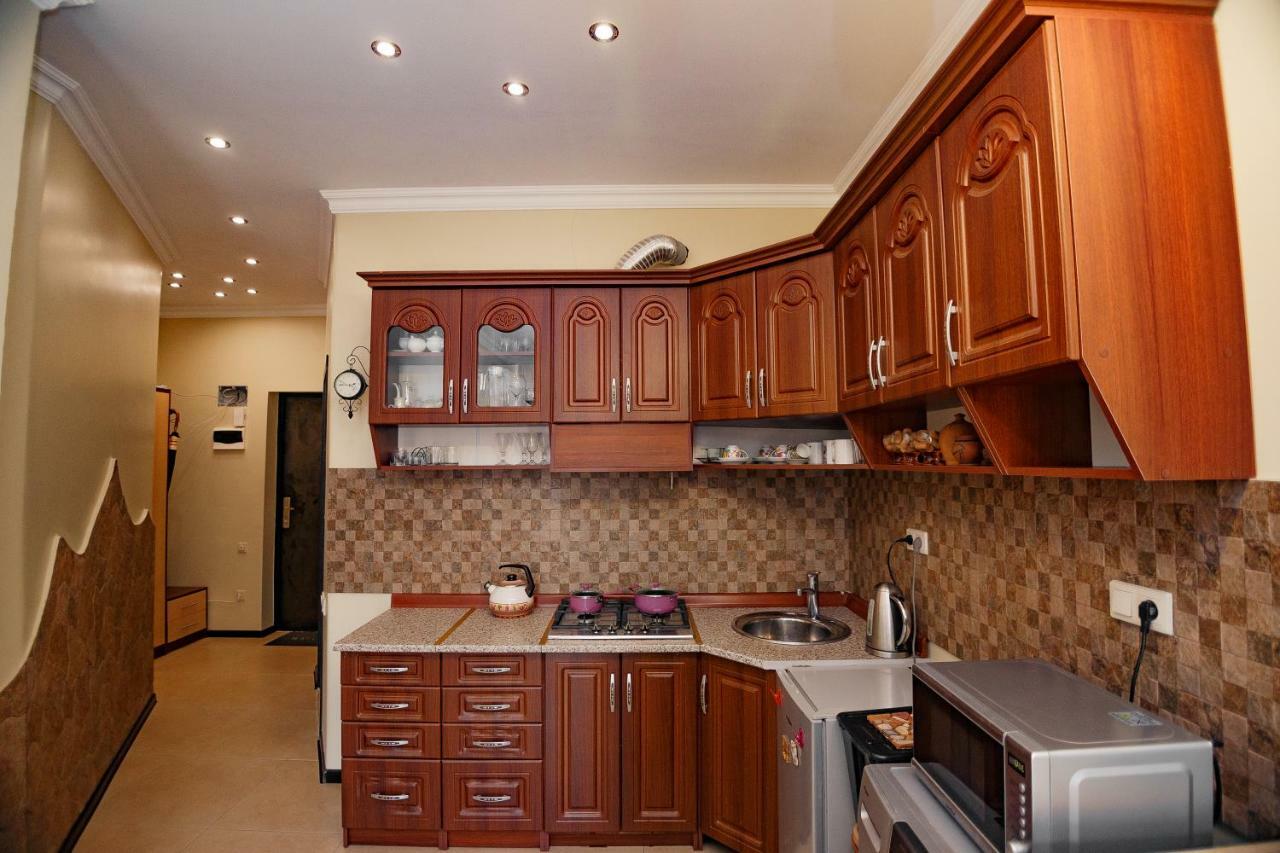 Apartment On Javakhishvili Batumi Eksteriør bilde